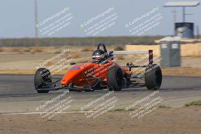 media/Oct-29-2022-CalClub SCCA (Sat) [[e05833b2e9]]/Race Group 2/Qualifying (Sweeper)/